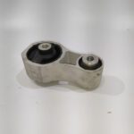 Fiesta 1.4 - 1.6 Benzinli Otomatik Şanzuman Alt Takozu İTHAL