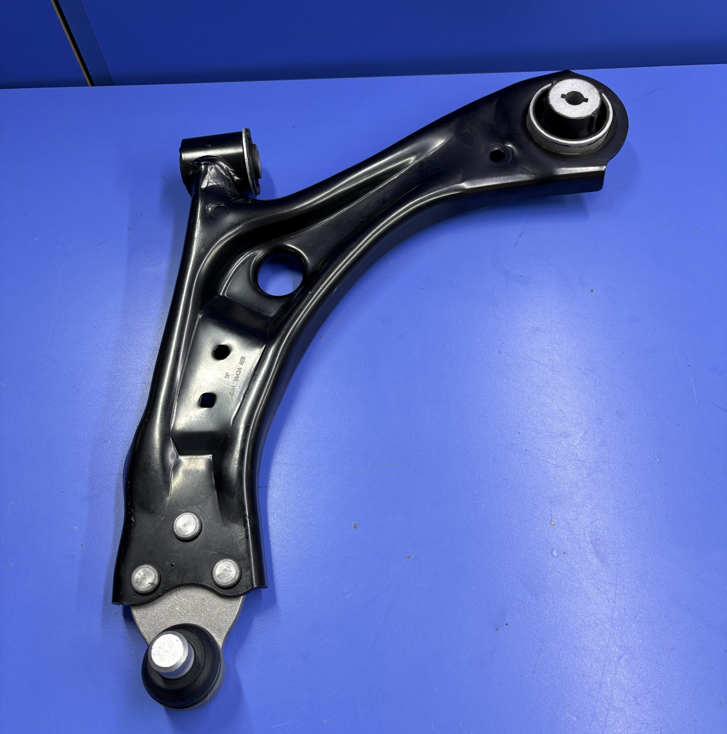 IMG_4576 Focus 2018 / 2025 Ön Alt Tabla (Salıncak) Sol Dizel İTHAL - Görsel 1