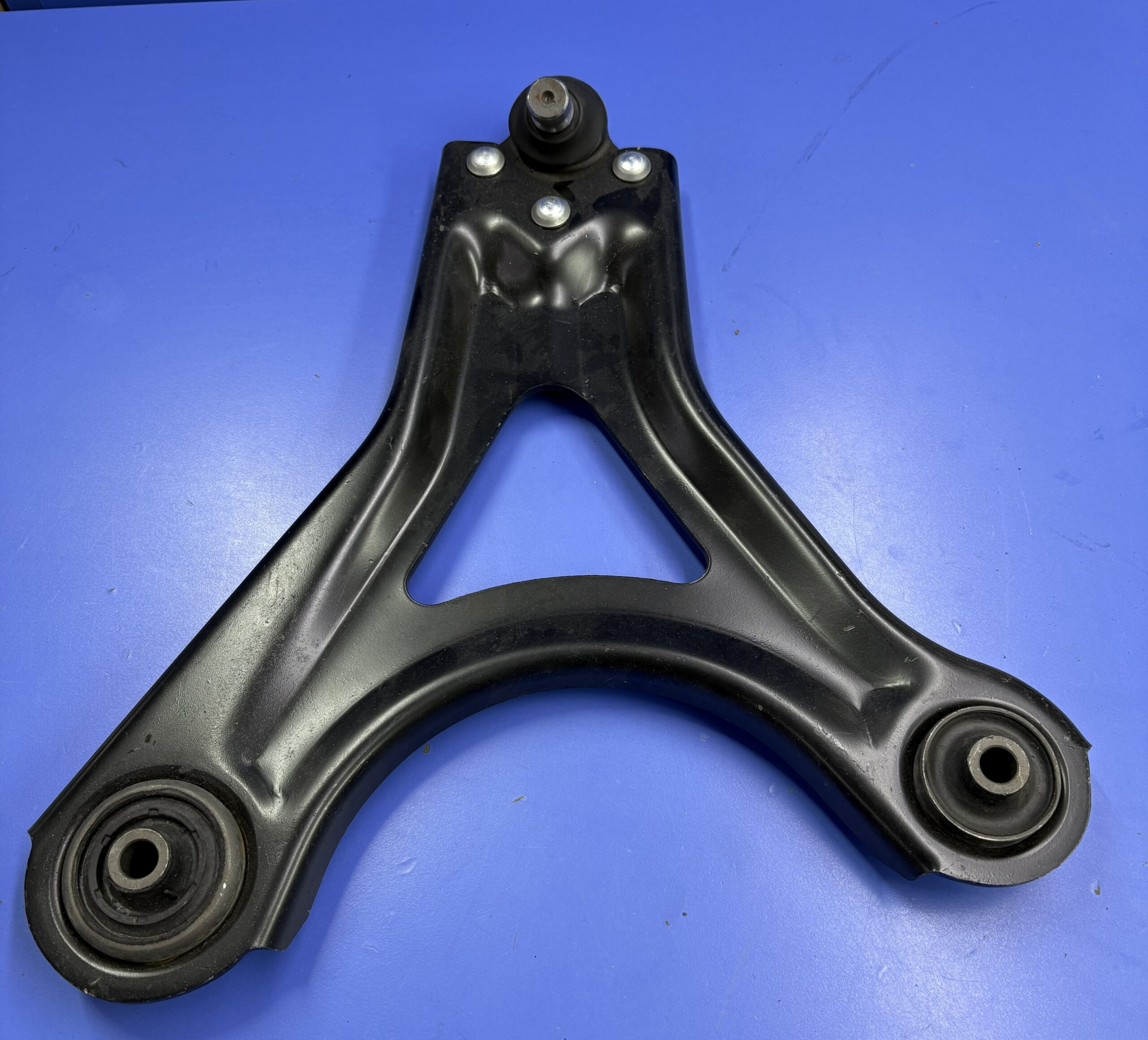 IMG_4579 Mondeo 1993 / 2001 Ön Alt Tabla (Salıncak) Sağ İTHAL - Görsel 1