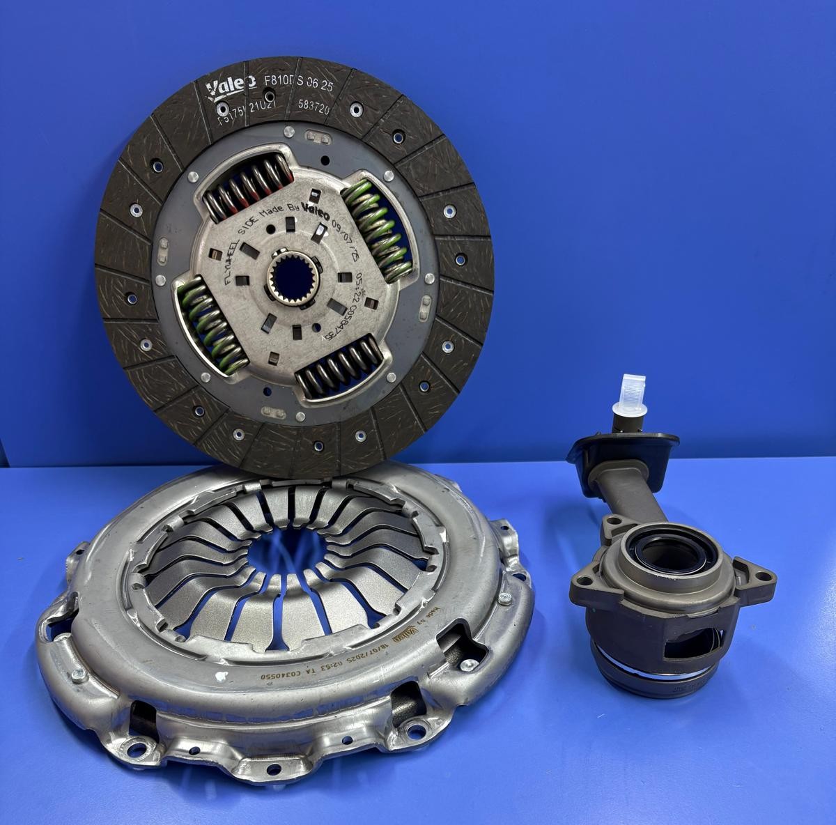 WhatsApp Görsel 2025-12-04 saat 13.11.21_b5b06752 Connect 2002 / 2005 1.8 Dizel Baskı Balata Ve Bilya Seti VALEO - Görsel 1